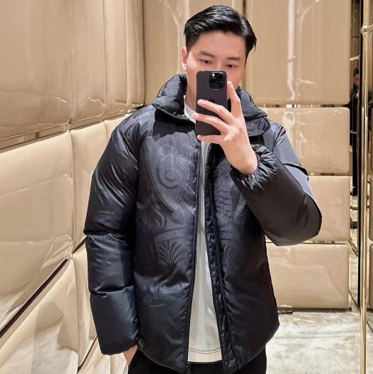 💎Han's house精品服飾💎 Burberry 戰馬 騎士 羽絨 外套 現貨 S ~ L 原價80000-1