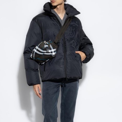 💎Han's house精品服飾💎 Burberry 戰馬 騎士 羽絨 外套 現貨 S ~ L 原價80000-5