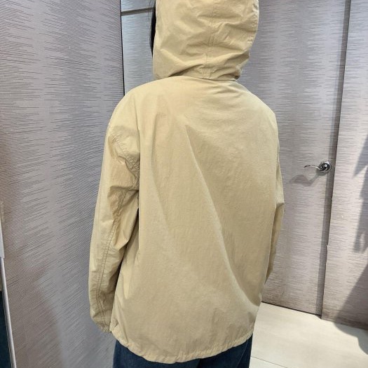 💎Han's house精品服飾💎 BURBERRY 刺繡 戰馬 騎士 連帽 外套 風衣  原價46000-2