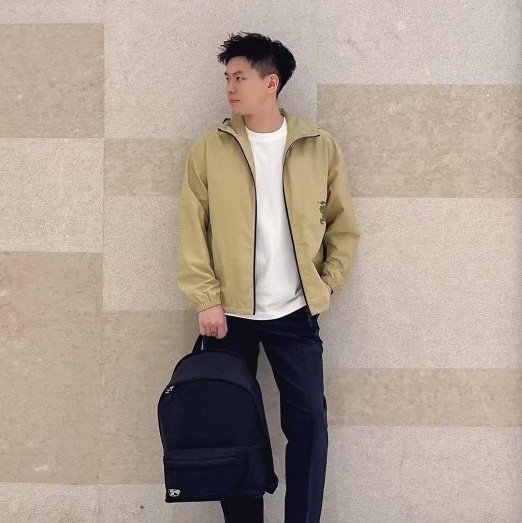 💎Han's house精品服飾💎 BURBERRY 刺繡 戰馬 騎士 連帽 外套 風衣  原價46000-3