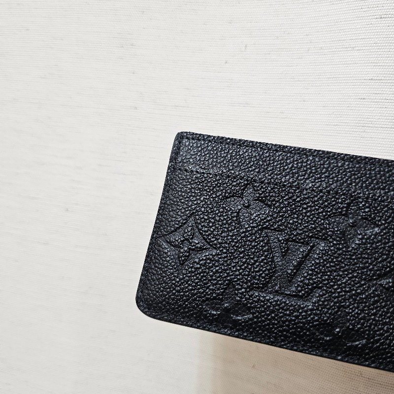[新年超甜福利🧧] LV黑牛皮壓紋名片卡夾-9