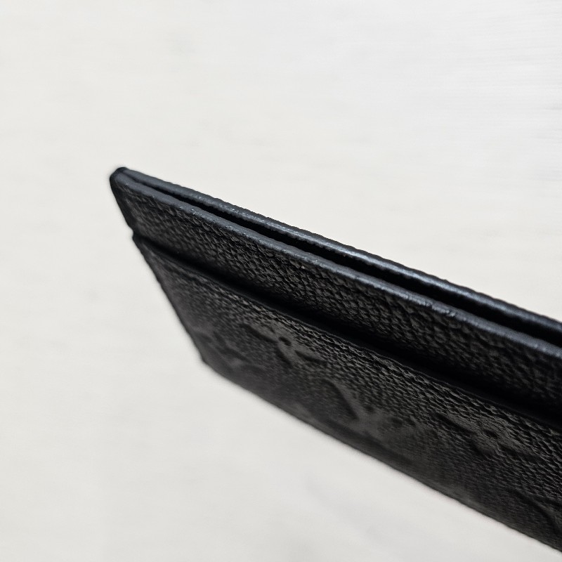 [新年超甜福利🧧] LV黑牛皮壓紋名片卡夾-10