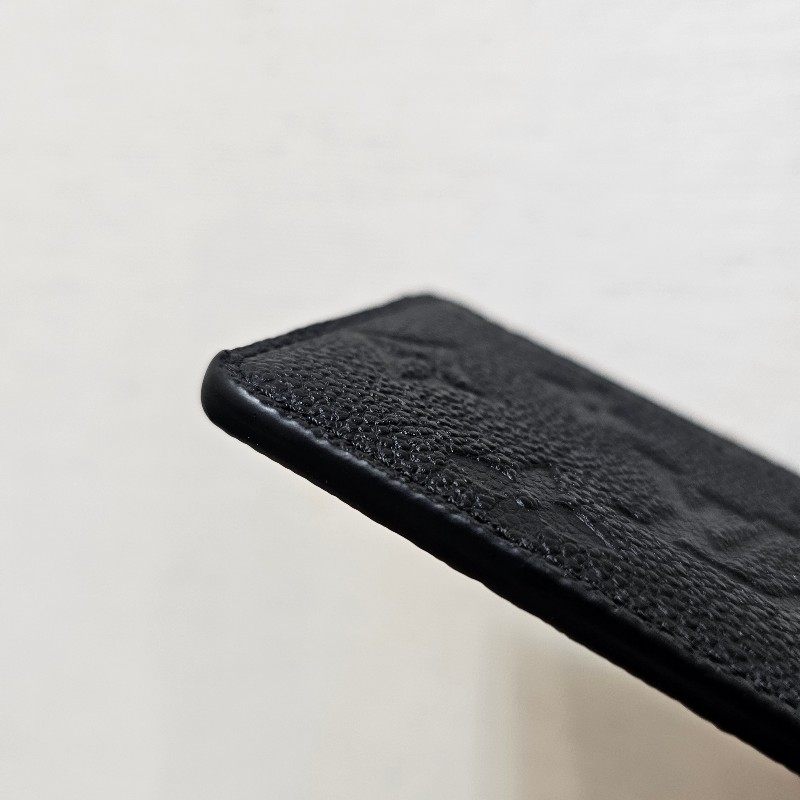 [新年超甜福利🧧] LV黑牛皮壓紋名片卡夾-11