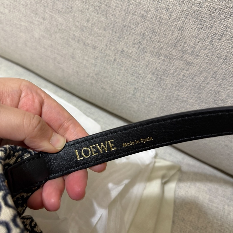Loewe LOEWE Cubi 緹花帆布小牛皮 小號飯盒包 海軍藍-10