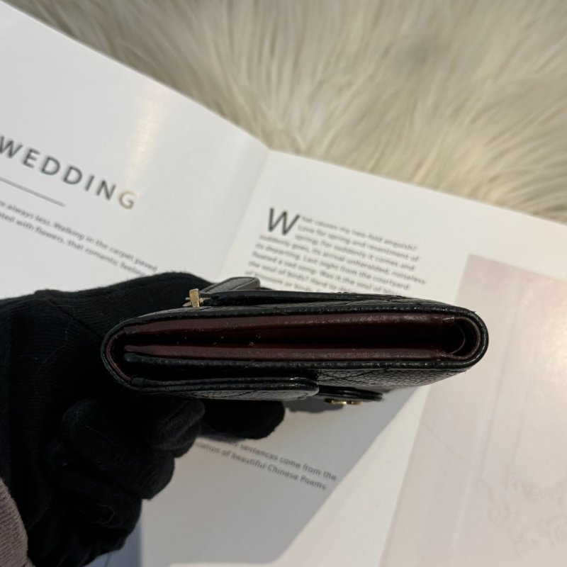香奈兒 黑金三折短夾-6