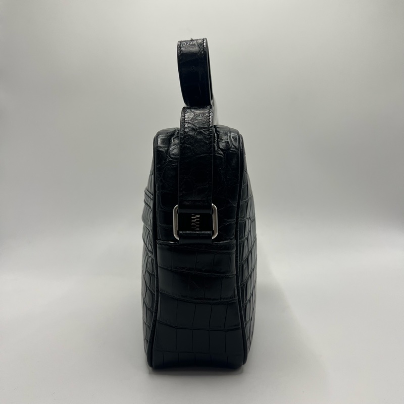 SAINT LAURENT 圣罗兰 YSL 黑色鳄鱼压纹相机包 男女同款单 尺寸 24*16*6.5cm-4