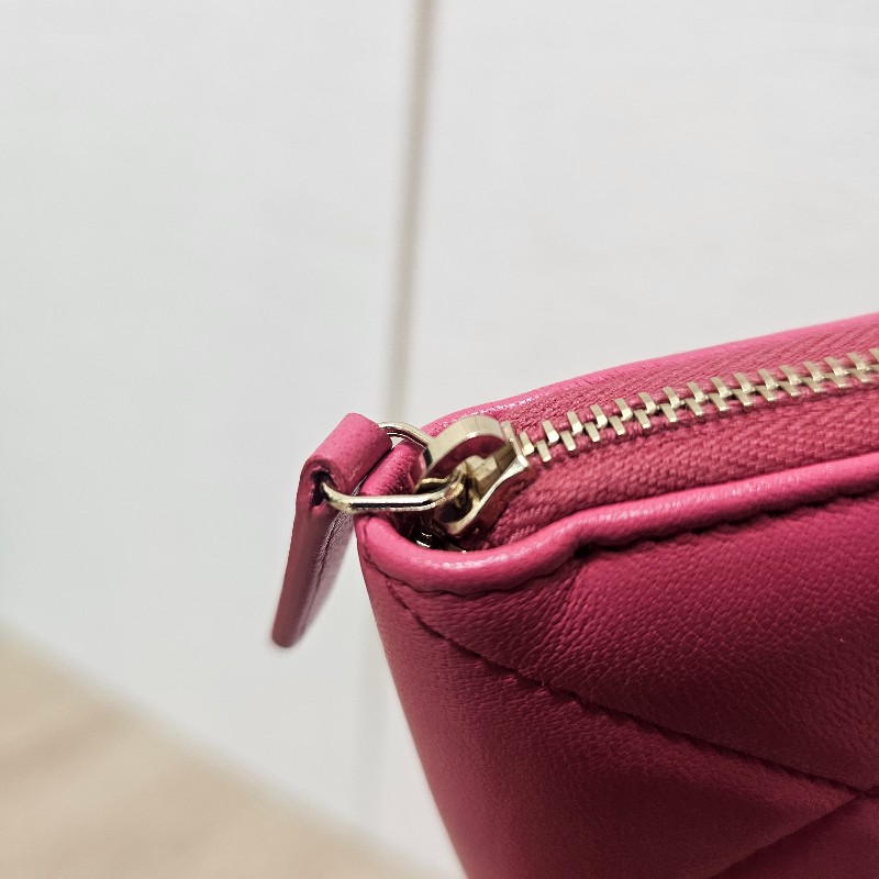 [ 新年福利推薦🧧] Chanel玫粉羊皮金釦19系列拉鏈中夾-8