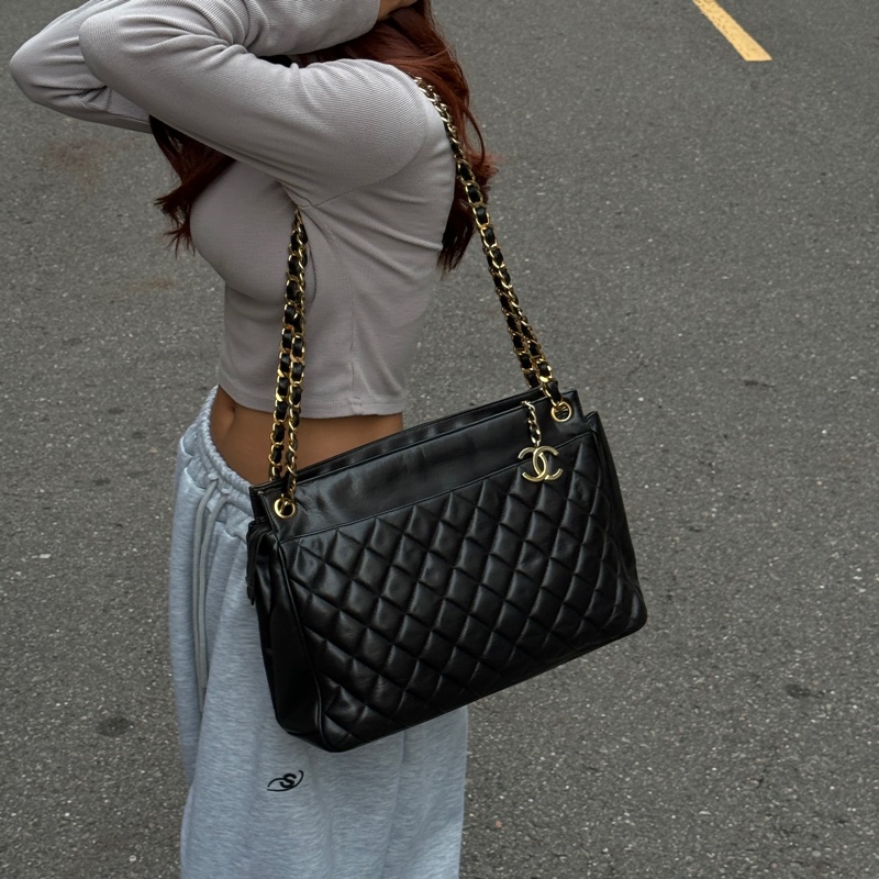 【極新🎁】 Chanel 黑金羊皮 經典托特包 （專櫃23.7萬）-2