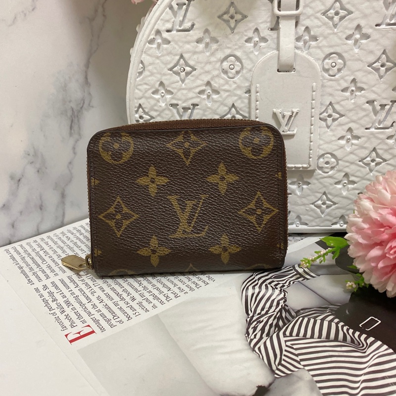 LV M60067經典老花拉鍊零錢包 🏅-2