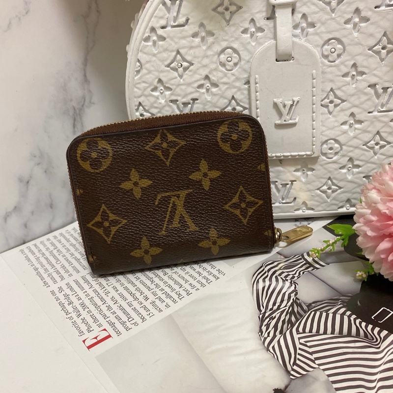 LV M60067經典老花拉鍊零錢包 🏅-3
