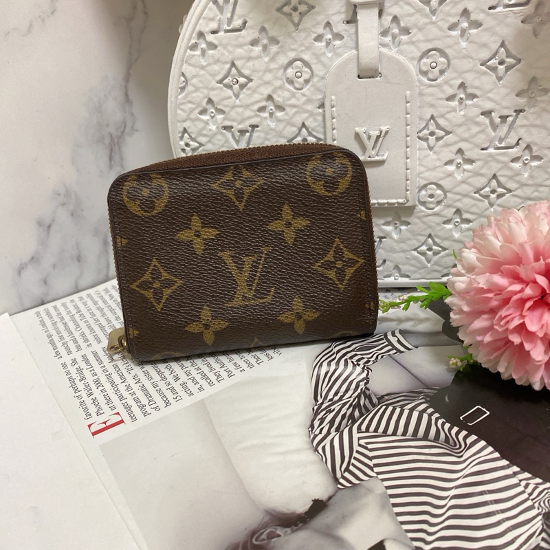 LV M60067經典老花拉鍊零錢包 🏅-4