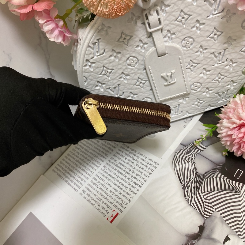 LV M60067經典老花拉鍊零錢包 🏅-8