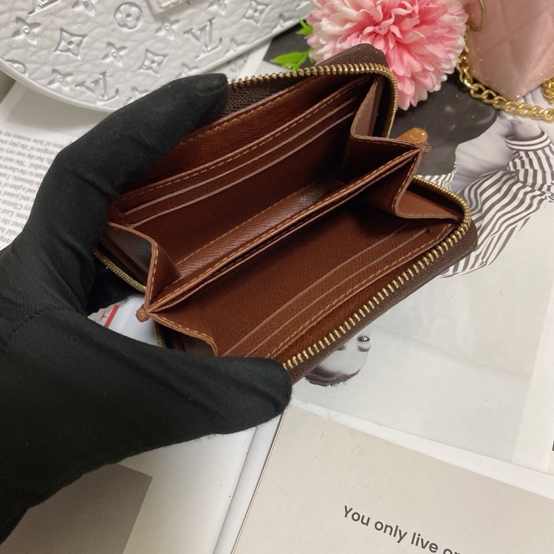 LV M60067經典老花拉鍊零錢包 🏅-12