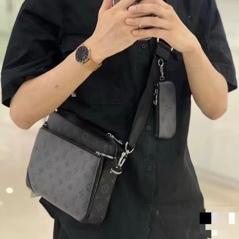 LV M69443 三合一黑武士郵差包 🏅