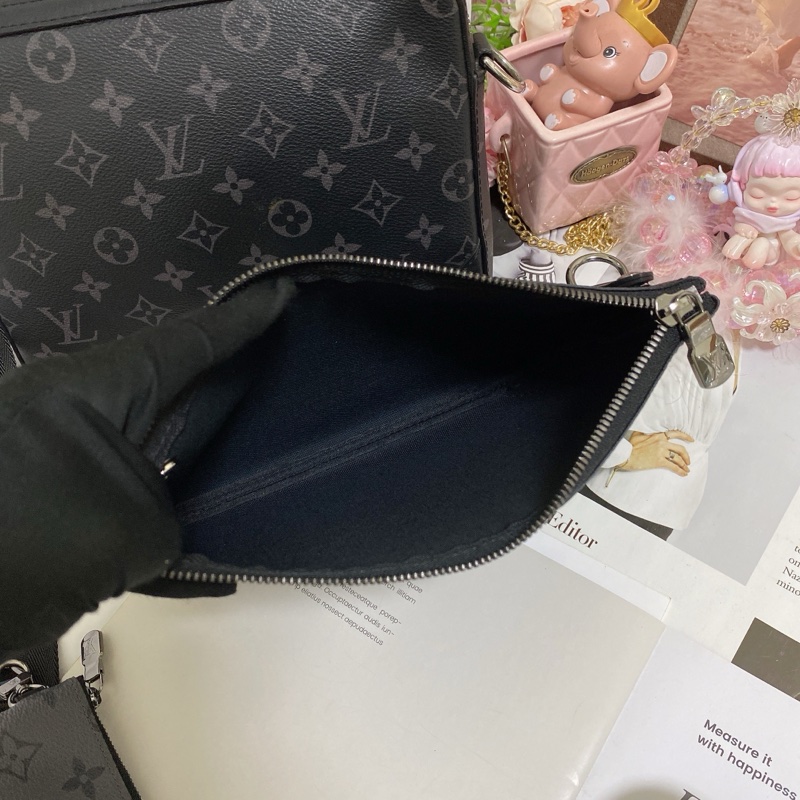 LV M69443 三合一黑武士郵差包 🏅-10