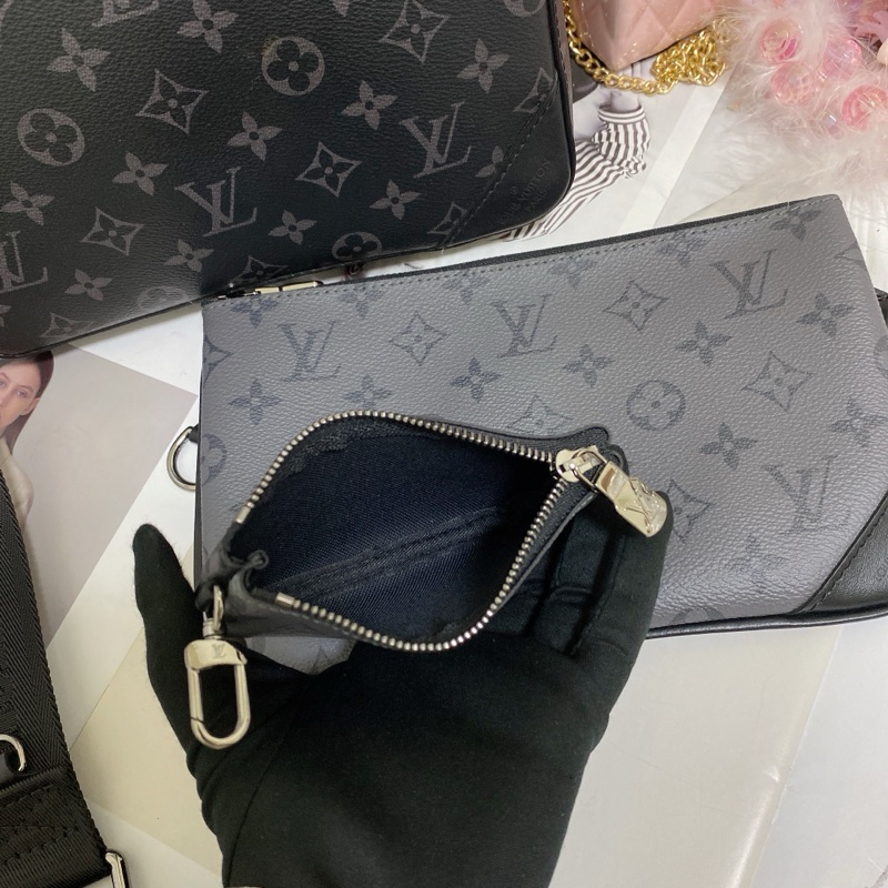 LV M69443 三合一黑武士郵差包 🏅-15