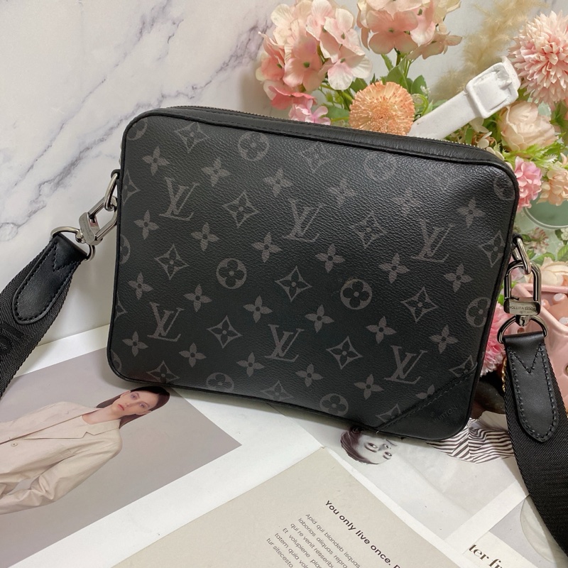 LV M69443 三合一黑武士郵差包 🏅-17