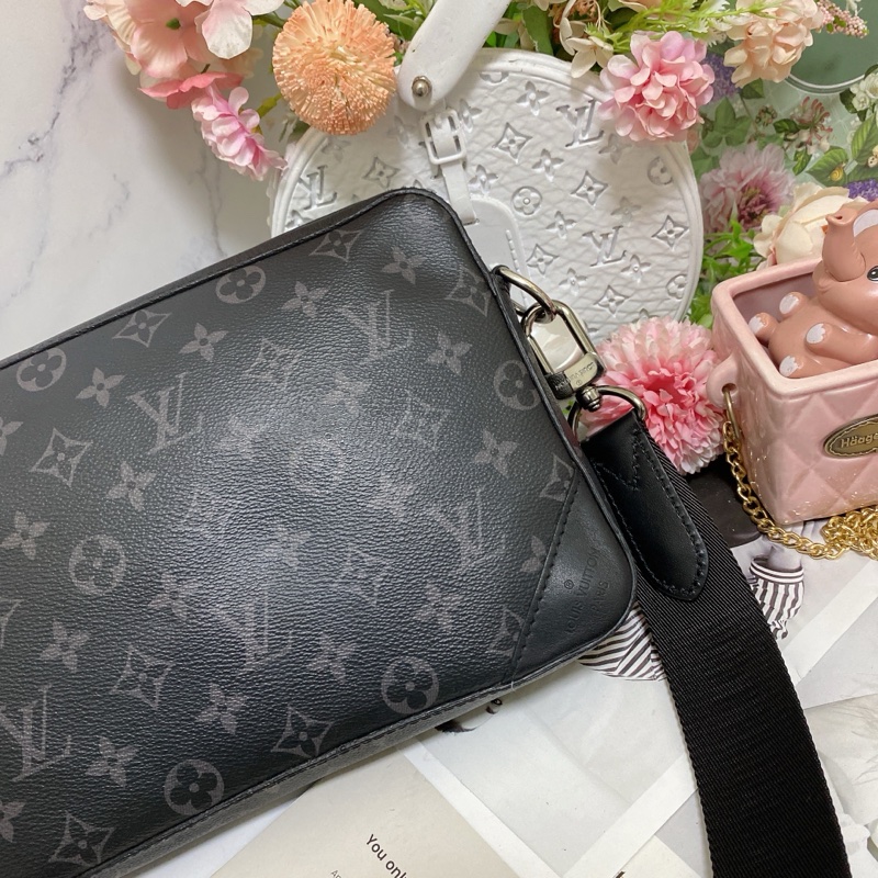 LV M69443 三合一黑武士郵差包 🏅-19