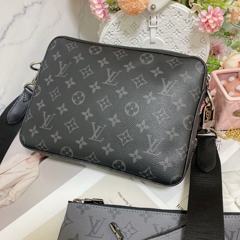 LV M69443 三合一黑武士郵差包 🏅-26