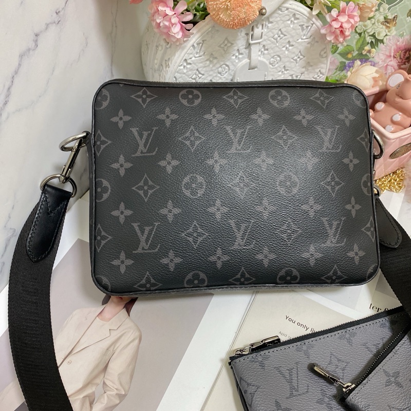 LV M69443 三合一黑武士郵差包 🏅-27