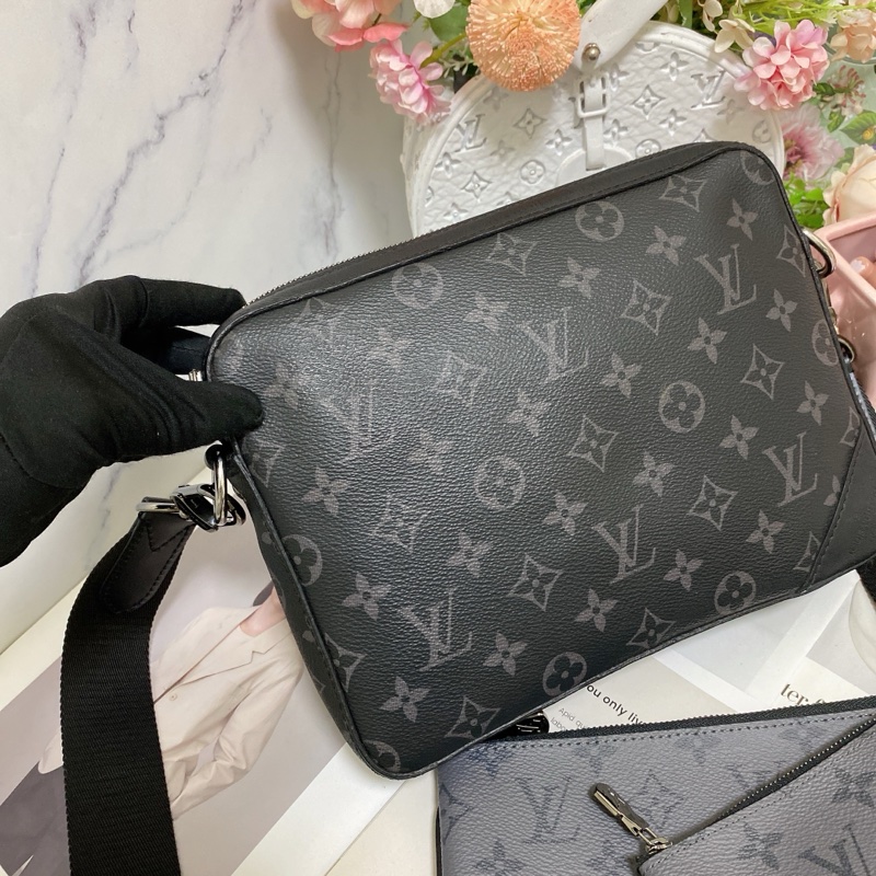 LV M69443 三合一黑武士郵差包 🏅-29