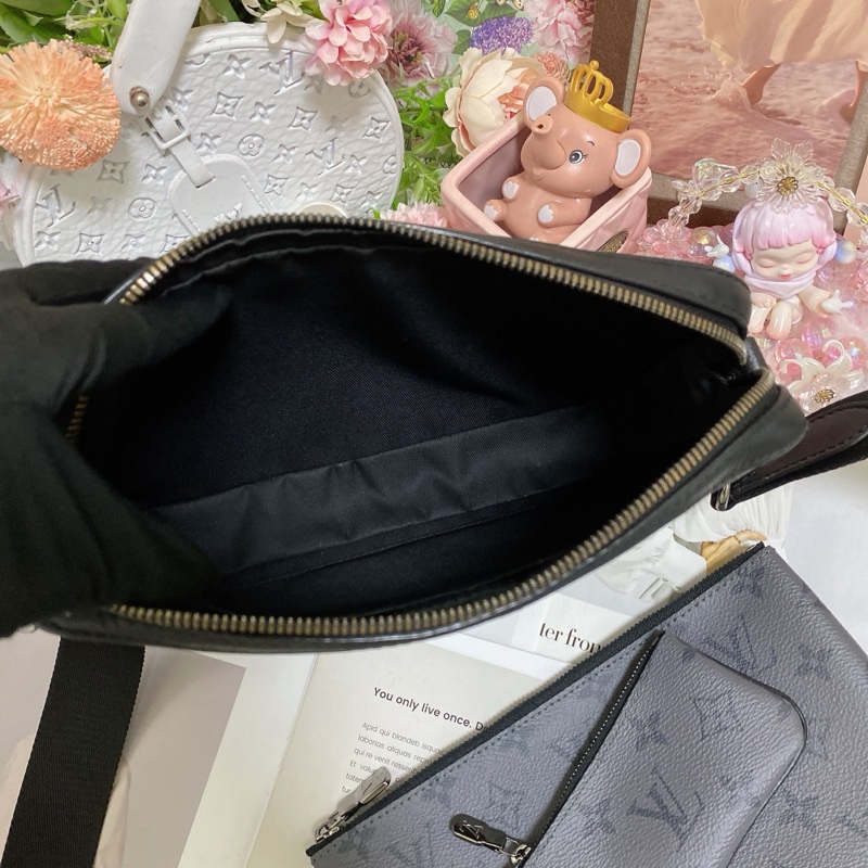 LV M69443 三合一黑武士郵差包 🏅-30