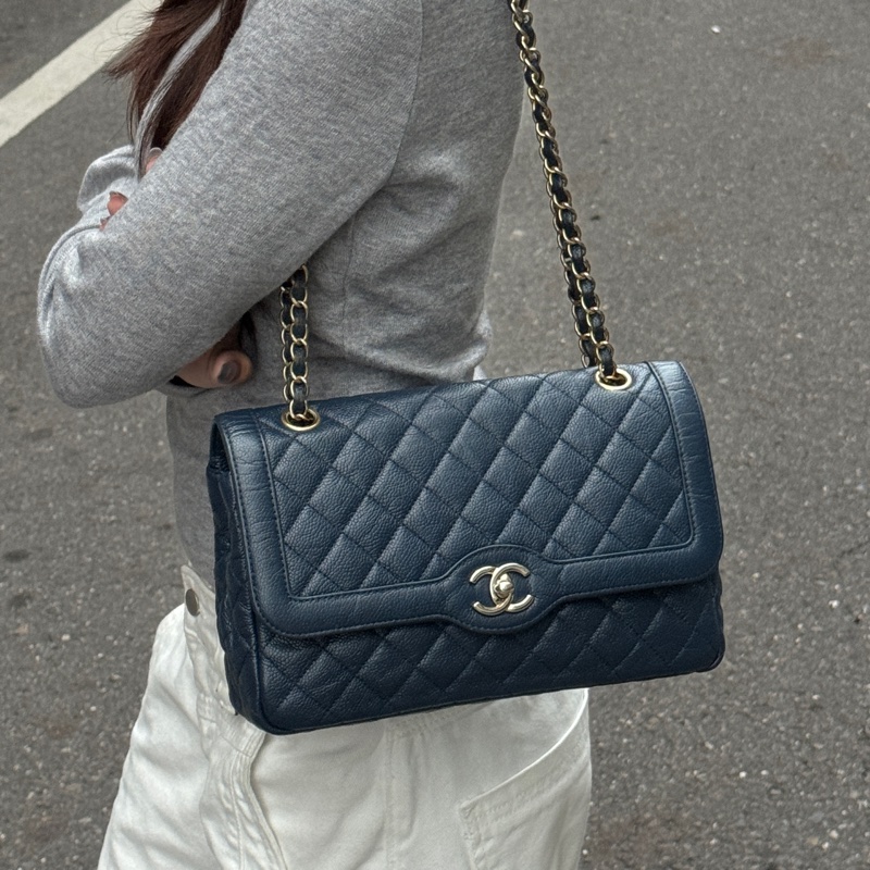 【極新🎁】 Chanel Diana 黛妃包 魚子醬牛皮（專櫃最新24.6萬）-0