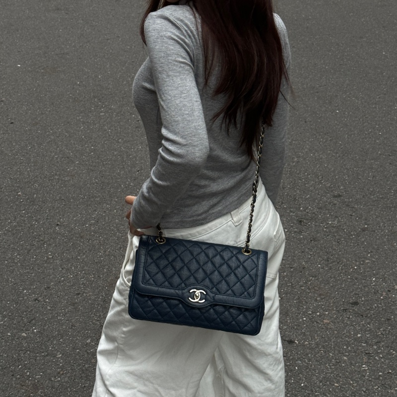 【極新🎁】 Chanel Diana 黛妃包 魚子醬牛皮（專櫃最新24.6萬）-1