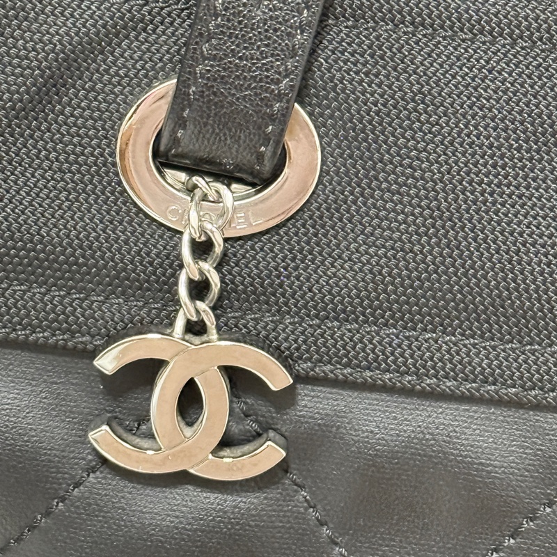 未使用9新✨是一顆公事包 也可以是一顆媽媽包 香奈兒chanel黑色肩背 托特-2