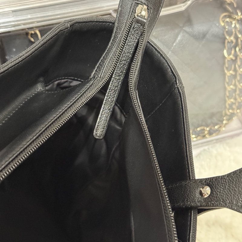 未使用9新✨是一顆公事包 也可以是一顆媽媽包 香奈兒chanel黑色肩背 托特-37