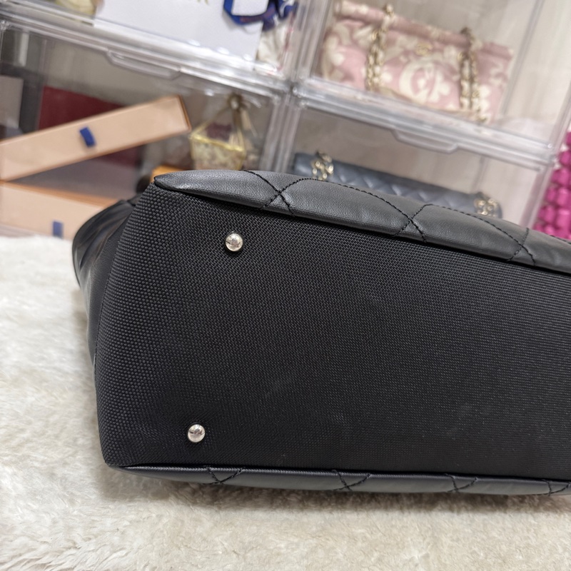 未使用9新✨是一顆公事包 也可以是一顆媽媽包 香奈兒chanel黑色肩背 托特-47