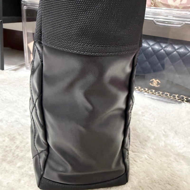 未使用9新✨是一顆公事包 也可以是一顆媽媽包 香奈兒chanel黑色肩背 托特-36