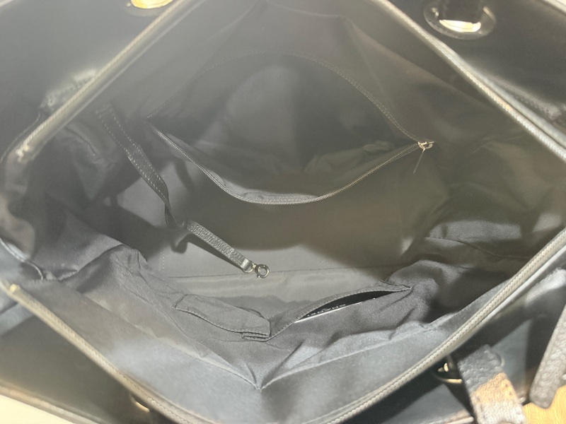 9新以上✨私物超甜賣🫶🏻好用可上肩的香奈兒 是一顆通勤包 也可以是一顆媽媽包🖤chanel黑色 肩背 托特-10