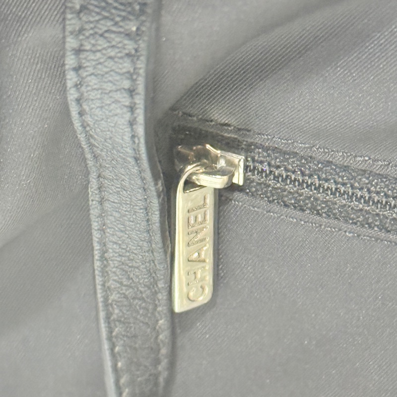 9新以上✨私物超甜賣🫶🏻好用可上肩的香奈兒 是一顆通勤包 也可以是一顆媽媽包🖤chanel黑色 肩背 托特-15