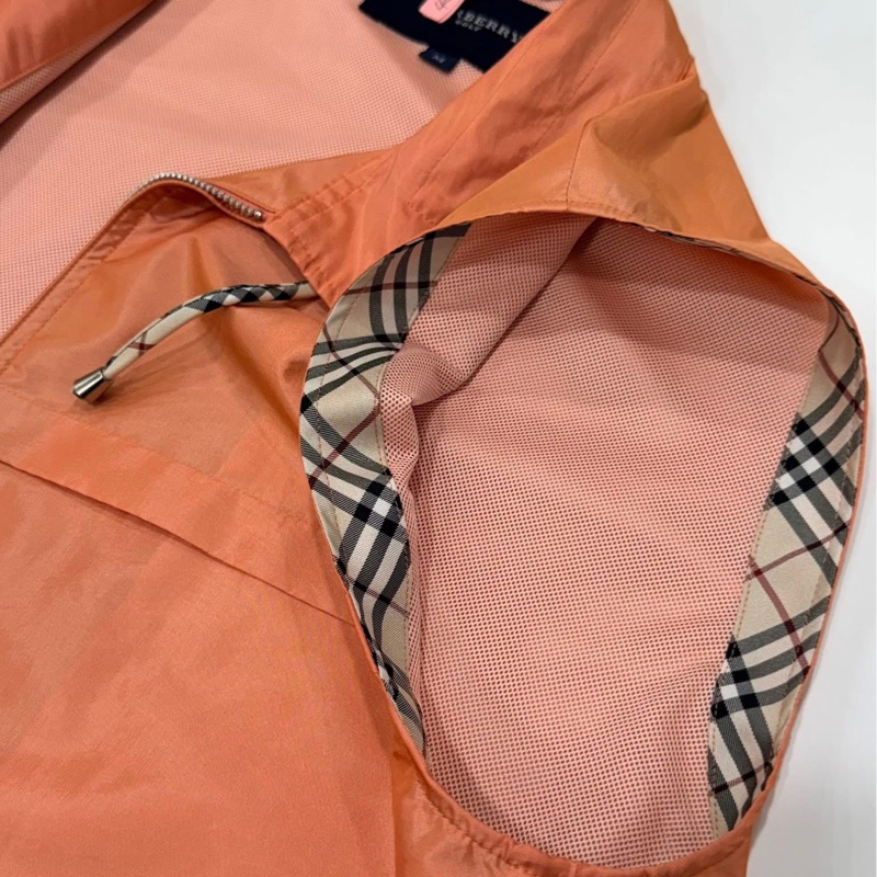 BURBERRY 倫敦 鮭魚粉色格紋抽繩薄款背心-4