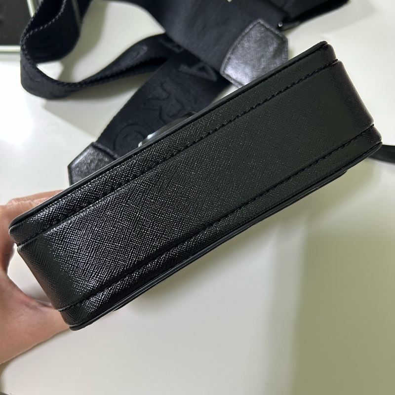 Marc Jacobs 相機包-8