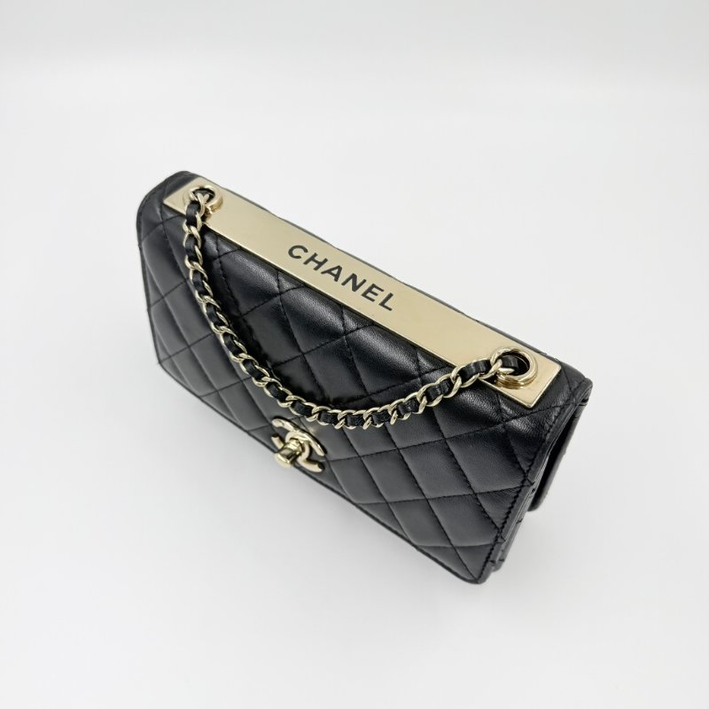 CHANEL - 黑色羊皮金釦Trendy CC Wallet on Chain ╻ WOC-7