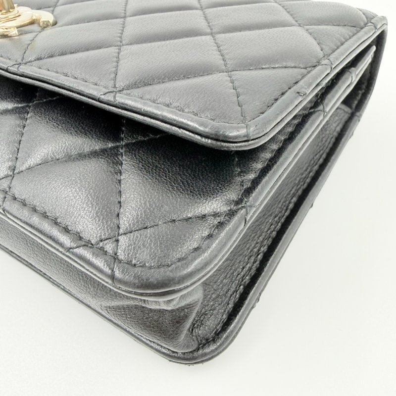 CHANEL - 黑色羊皮金釦Trendy CC Wallet on Chain ╻ WOC-11
