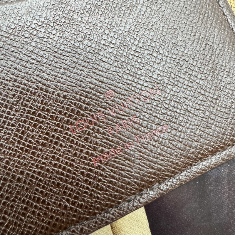 LOUIS VUITTON LV Brazza Damier Ebene 經典棋盤格長夾-2
