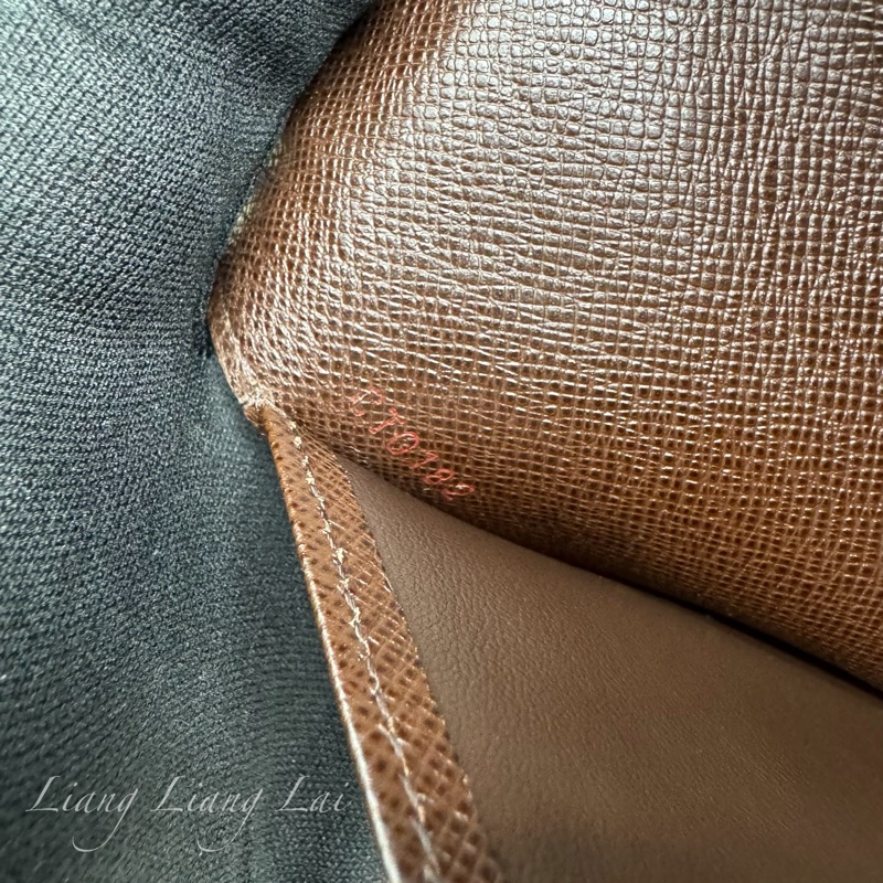 LOUIS VUITTON LV Brazza Damier Ebene 經典棋盤格長夾-3
