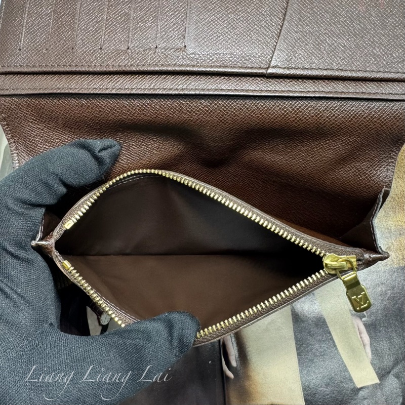LOUIS VUITTON LV Brazza Damier Ebene 經典棋盤格長夾-7