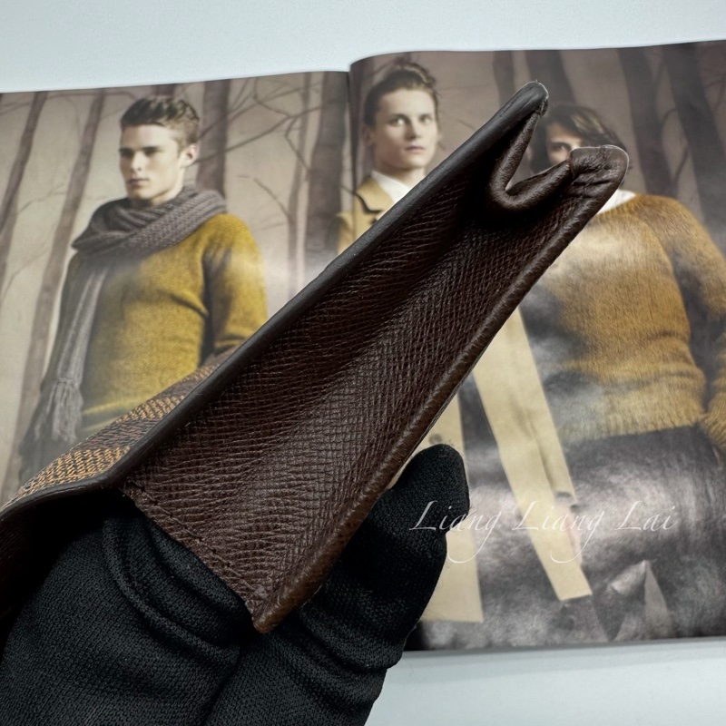 LOUIS VUITTON LV Brazza Damier Ebene 經典棋盤格長夾-11