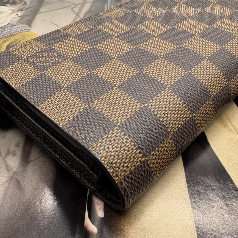 LOUIS VUITTON LV Brazza Damier Ebene 經典棋盤格長夾-20