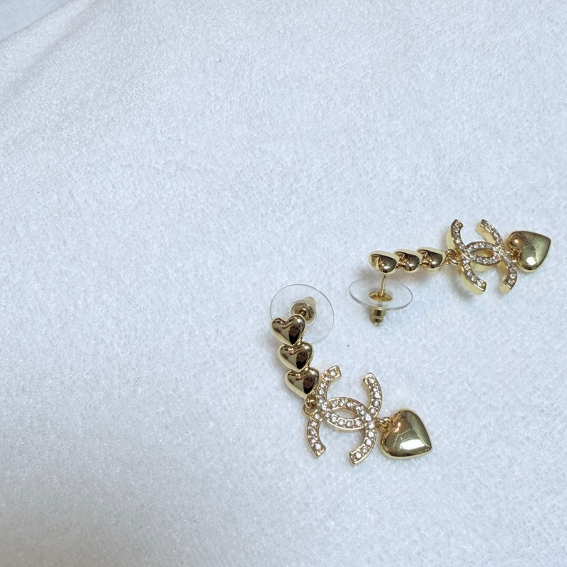 Chanel 滿鑽愛心耳環-0