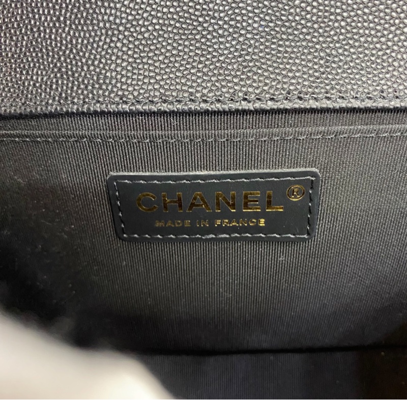 【99.9%新✨經典保值✨全網最低價】Chanel Boy 中號黑金荔枝皮-5