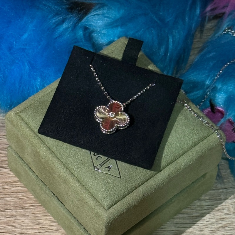 （台灣購證🇹🇼)全新vca 2024年聖誕限定款 項鏈-3