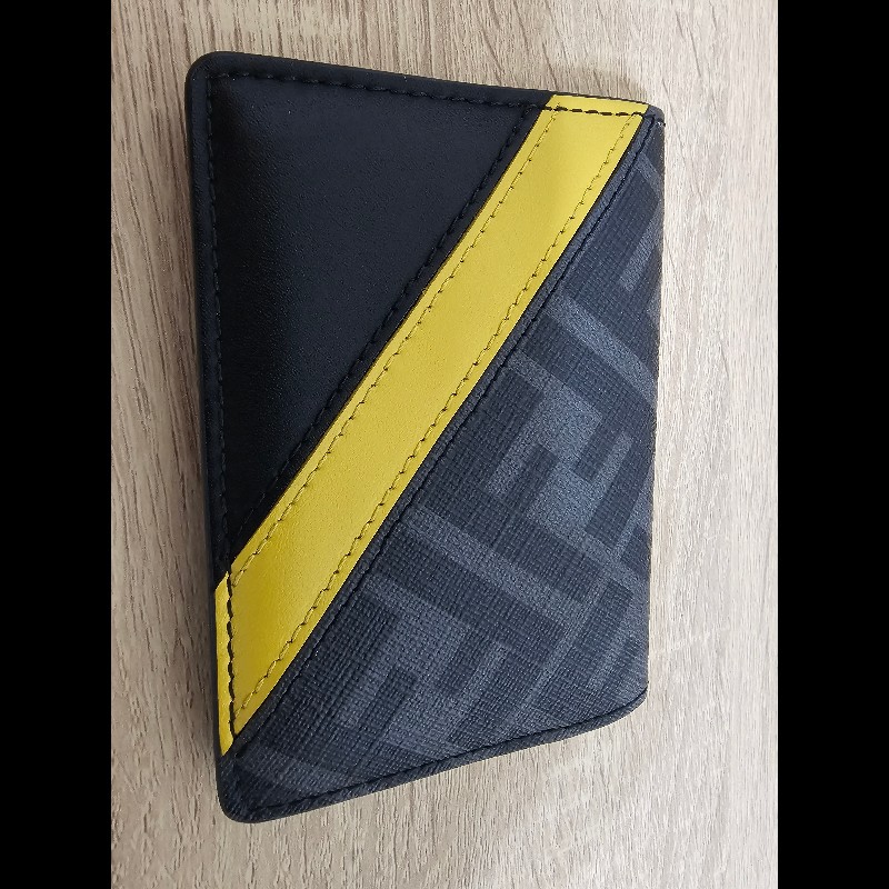 Fendi 卡夾-3