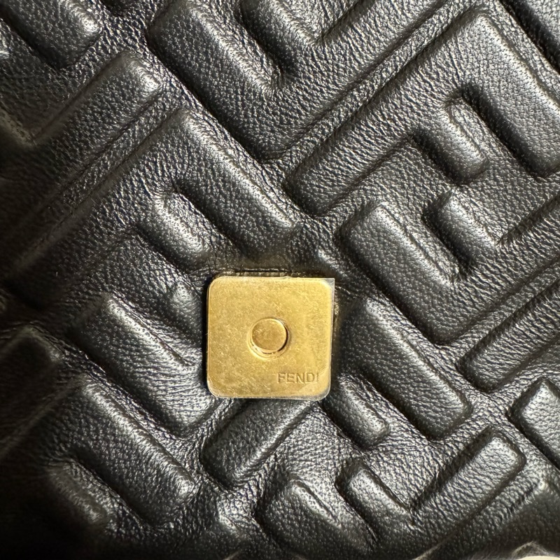 Fendi Baguette Chain Midi - Black nappa leather bag 黑金羊皮法棍鏈條包-17