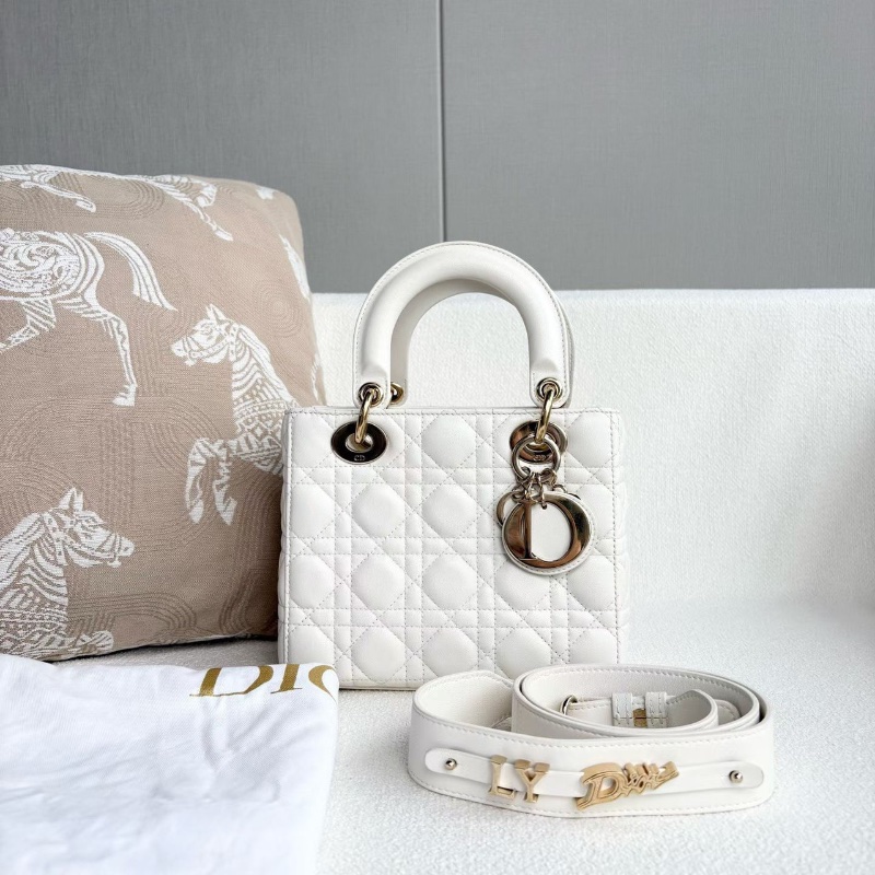 Dior四格黛妃包白色金扣羊皮 20*18*6 98新配件塵袋肩帶-2