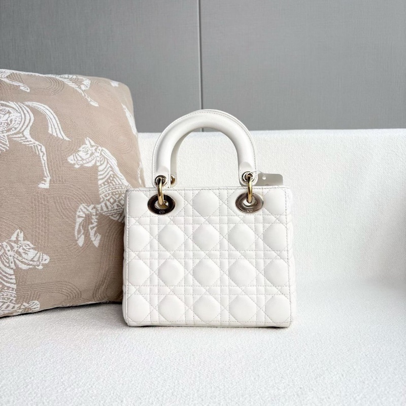 Dior四格黛妃包白色金扣羊皮 20*18*6 98新配件塵袋肩帶-7